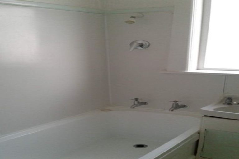 Photo of property in 81 Ira Street, Miramar, Wellington, 6022