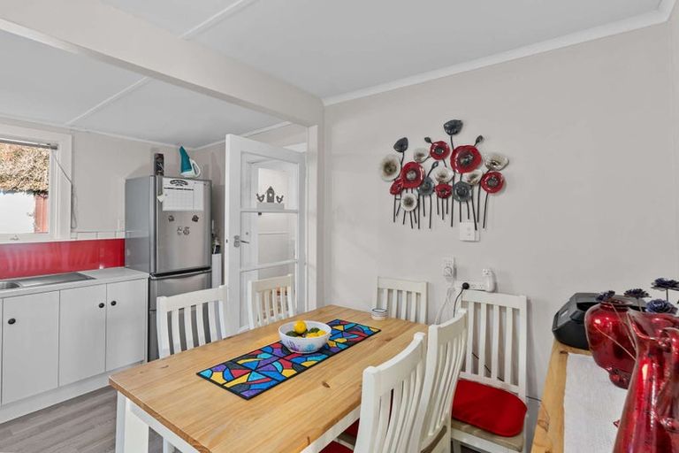 Photo of property in 23 Oxford Street, Waikari, 7420