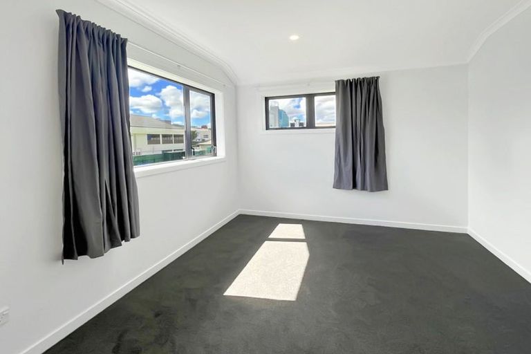Photo of property in 85d Pitt Street, Palmerston North, 4410