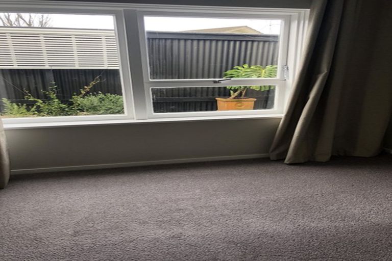 Photo of property in 12 Dowling Place, Pakuranga, Auckland, 2010