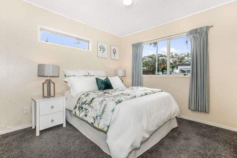 Photo of property in 91 West Harbour Drive, West Harbour, Auckland, 0618