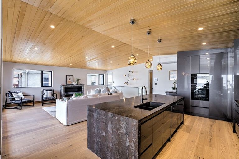 Photo of property in 3b Pine Ridge Terrace, Waikanae Beach, Waikanae, 5036