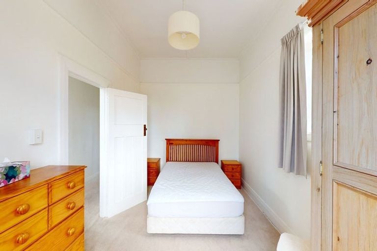 Photo of property in 51 Aurora Terrace, Kelburn, Wellington, 6012