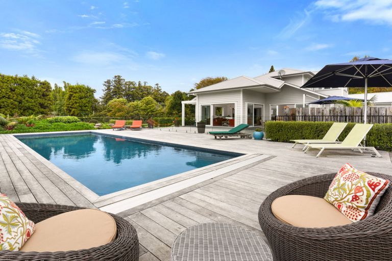 Photo of property in 140 Jones Road, Tawharanui Peninsula, Warkworth, 0986