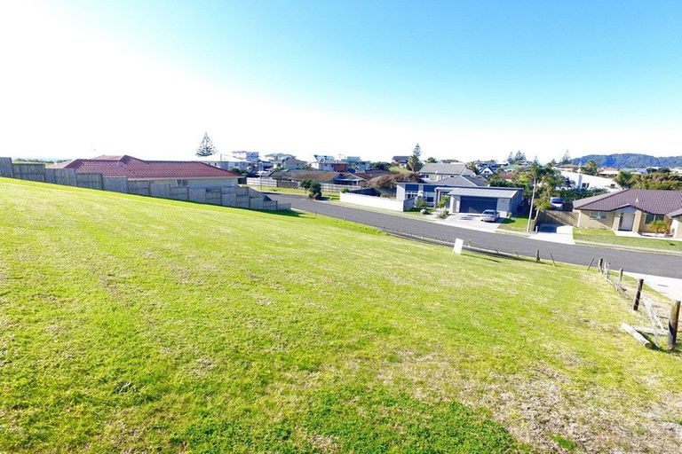 Photo of property in 41 Omega Place, Coastlands, Whakatane, 3120