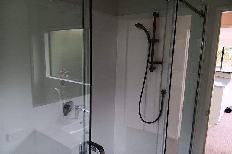 Photo of property in 14b Kestrel Heights, Arkles Bay, Whangaparaoa, 0932