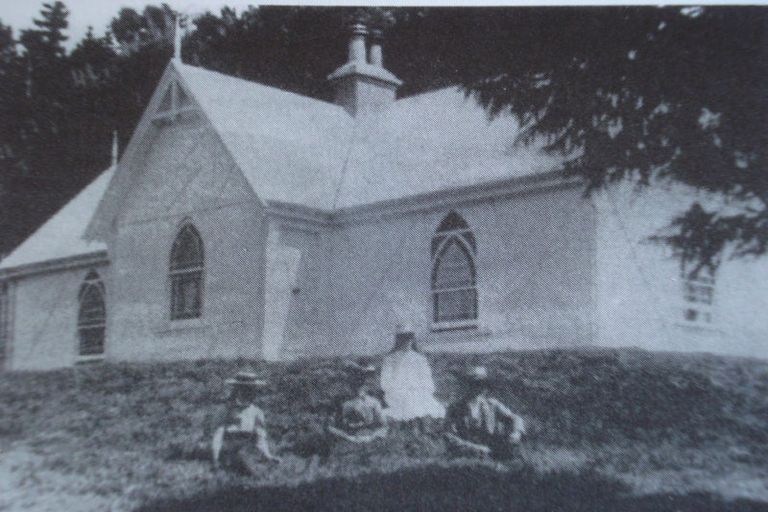 Photo of property in 4 Ruru Avenue, Saint Leonards, Dunedin, 9022