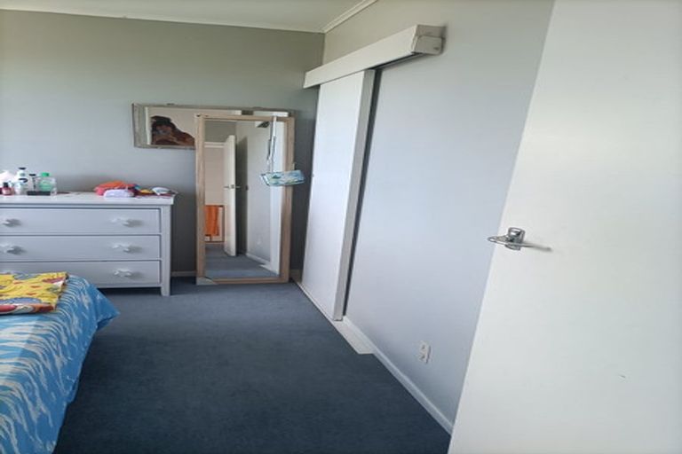 Photo of property in 6/55 Apu Crescent, Lyall Bay, Wellington, 6022