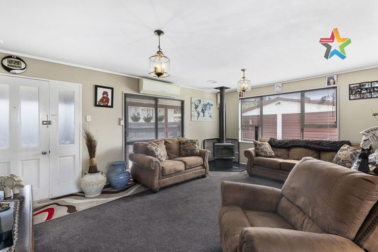 Photo of property in 4 Stockdale Street, Wainuiomata, Lower Hutt, 5014