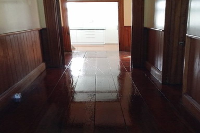 Photo of property in 5 Brown Street, Mount Cook, Wellington, 6021