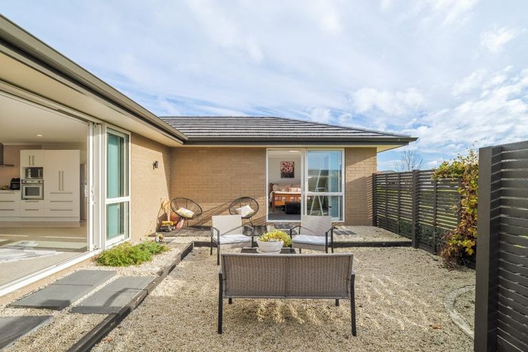 Photo of property in 51 Silver Springs Boulevard, Mosgiel, 9024