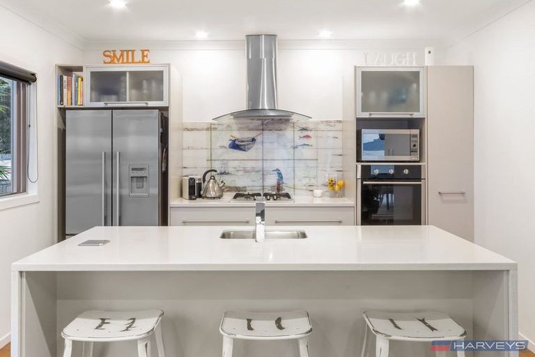 Photo of property in 1437 Clevedon Kawakawa Road, Kawakawa Bay, Papakura, 2585