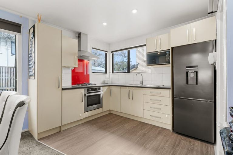 Photo of property in 97 Everglade Drive, Totara Heights, Auckland, 2105