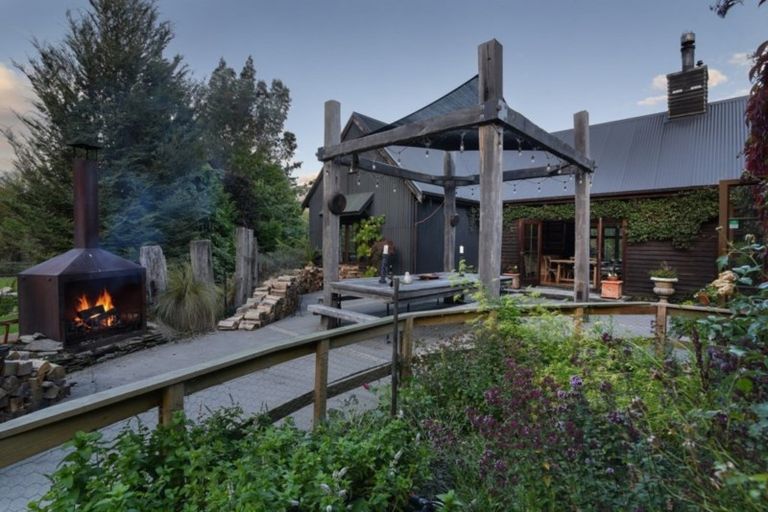 Photo of property in 2206 Cardrona Valley Road, Cardrona, Wanaka, 9382