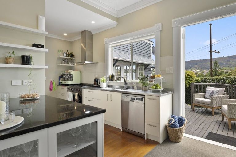 Photo of property in 557 Highgate, Maori Hill, Dunedin, 9010
