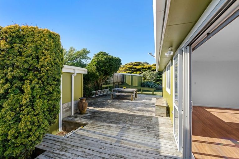 Photo of property in 178 Park Avenue, Waitarere Beach, Levin, 5510