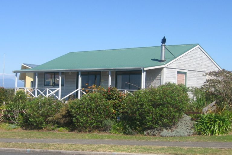 Photo of property in 133 Centennial Drive, Whitianga, 3510