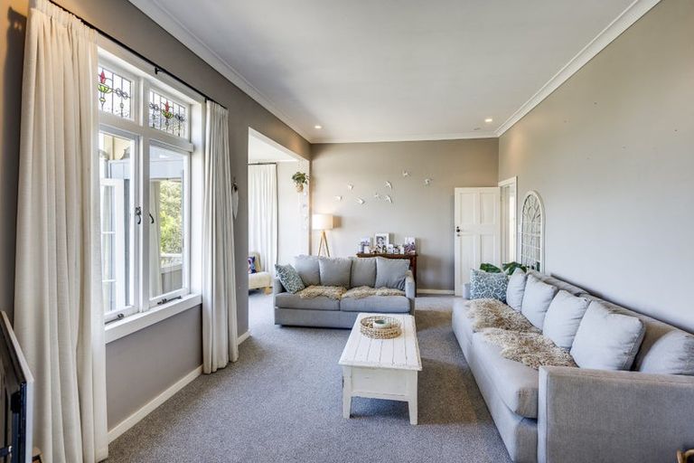 Photo of property in 9 Lawrence Road, Hospital Hill, Napier, 4110