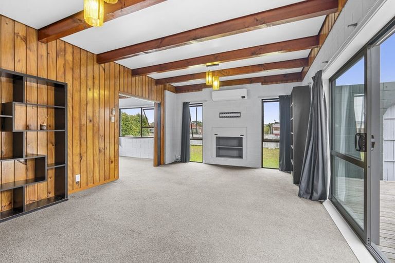Photo of property in 39 Trelawney Crescent, Westown, New Plymouth, 4310