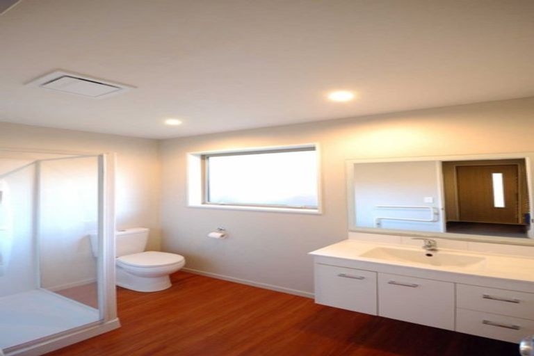 Photo of property in 54 Thackeray Place, Waltham, Christchurch, 8023