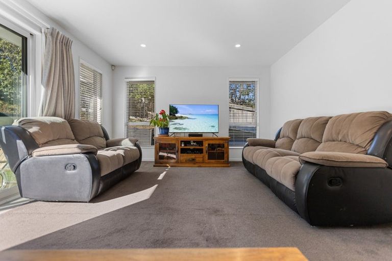 Photo of property in 46 Ballintoy Park Drive, Welcome Bay, Tauranga, 3175