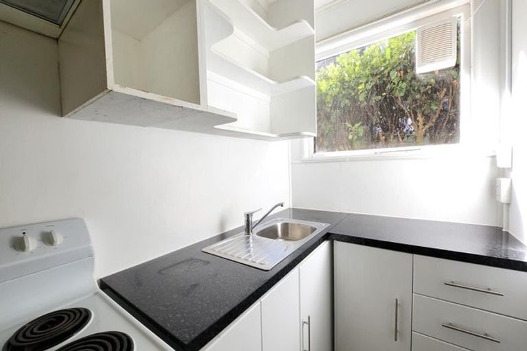 Photo of property in 22 Rochester Street, Wilton, Wellington, 6012