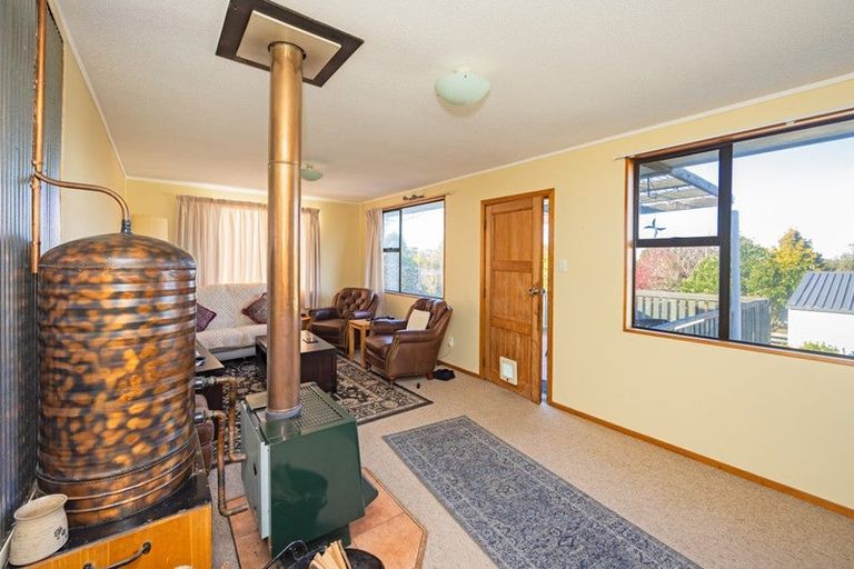 Photo of property in 25 Mersey Street, South Hill, Oamaru, 9400