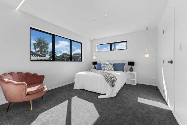 Photo of property in 11d Trinidad Road, Sunnynook, Auckland, 0620