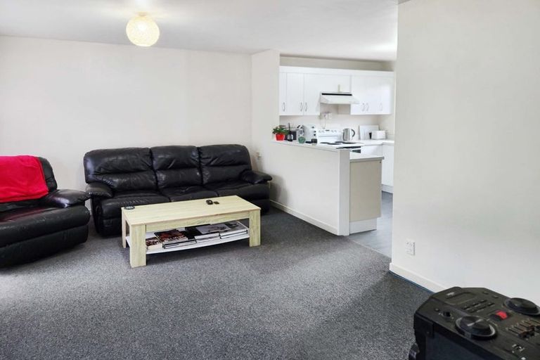 Photo of property in 16 Mcbain Grove, Avalon, Lower Hutt, 5011