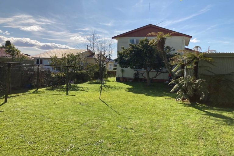 Photo of property in 15 Carlyle Street, Te Aroha, 3320