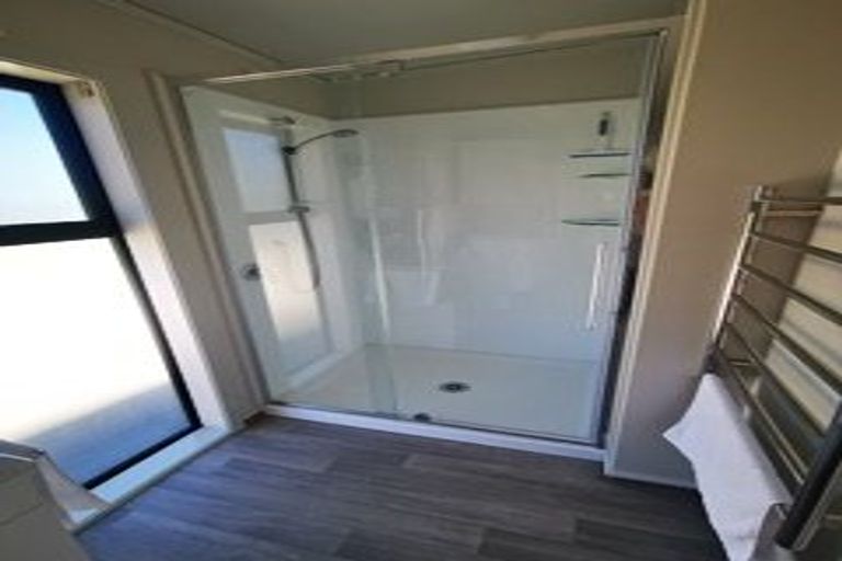 Photo of property in 73 Pirau Road, Fernhill, Napier, 4183