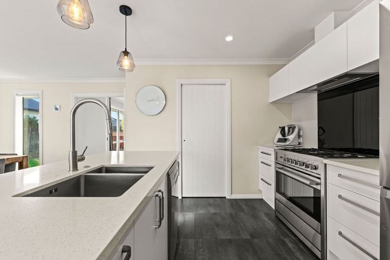 Photo of property in 56 Watkins Drive, Rangiora, 7400