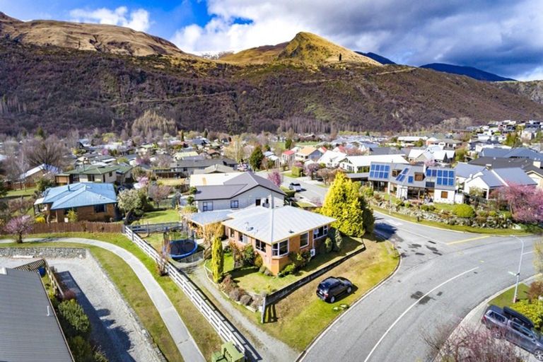 Photo of property in 74 Cotter Avenue, Arrowtown, 9302