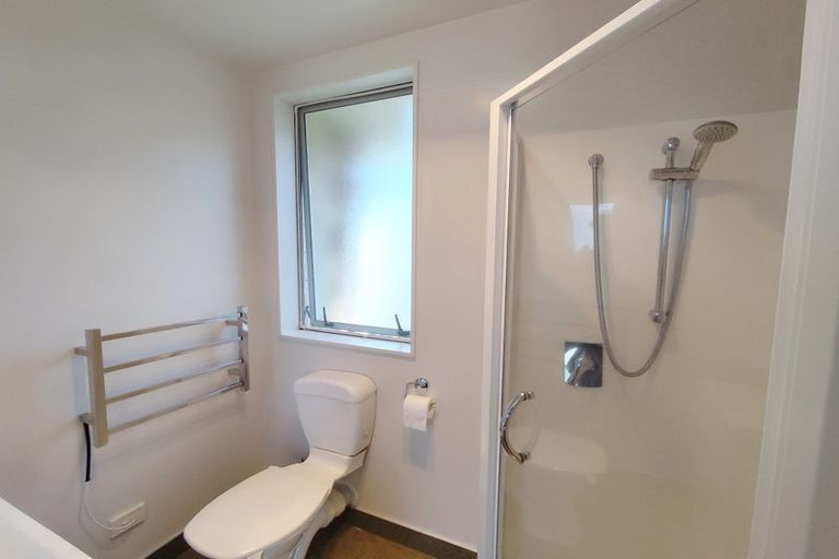 Photo of property in 3 Cityview Place, Massey, Auckland, 0614