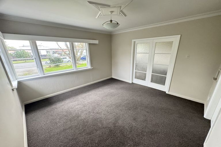 Photo of property in 32 Puriri Terrace, Roslyn, Palmerston North, 4414