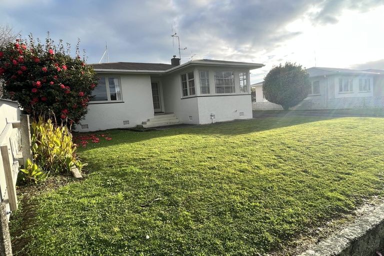 Photo of property in 43 Nottingham Avenue, Awapuni, Palmerston North, 4412