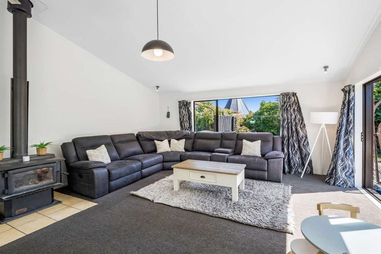 Photo of property in 9 Ludlow Place, Parklands, Christchurch, 8083