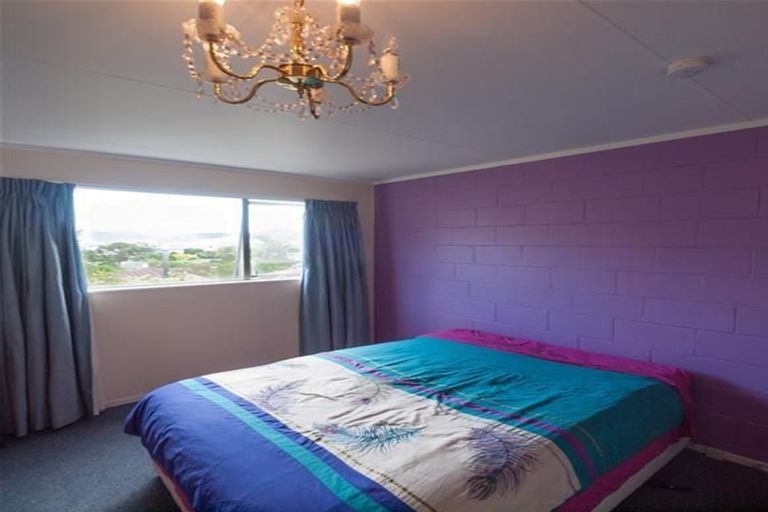 Photo of property in 6 Makatote Grove, Churton Park, Wellington, 6037