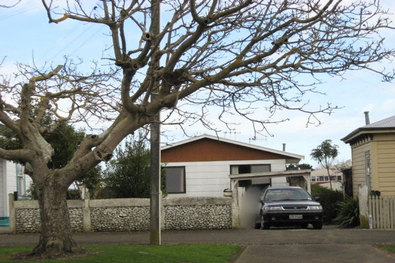Photo of property in 141 Cambridge Street, Levin, 5510