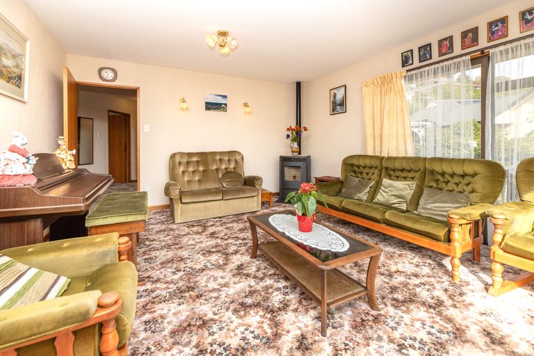 Photo of property in 1/22 Happy Home Road, Westmorland, Christchurch, 8025