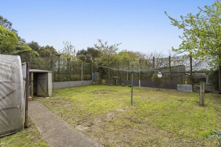 Photo of property in 14 Oberon Street, Stratford, 4332