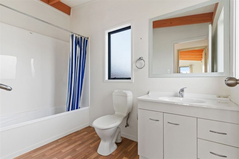 Photo of property in 12a Cove Road, Waipu, 0510