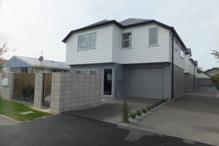 Photo of property in 48a Brockworth Place, Riccarton, Christchurch, 8011