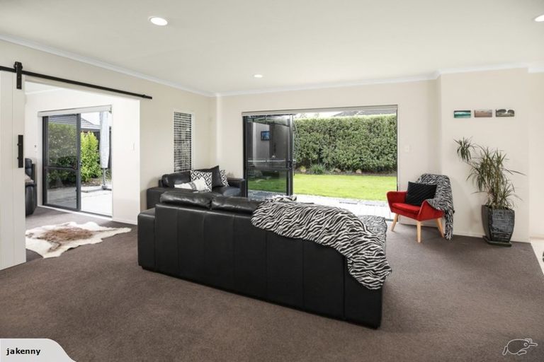 Photo of property in 35 Keswick Crescent, Huntington, Hamilton, 3210