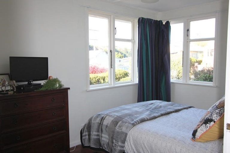 Photo of property in 32 Glenelg Street, Bradford, Dunedin, 9011