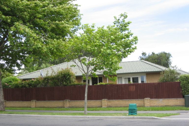 Photo of property in 3/11 Grove Road, Addington, Christchurch, 8024