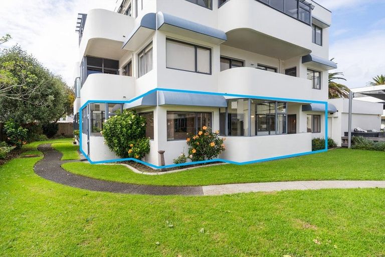 Photo of property in 11a Puriri Avenue, Orewa, 0931