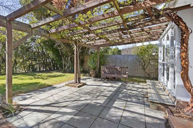 Photo of property in 44 Centaurus Road, Cashmere, Christchurch, 8022