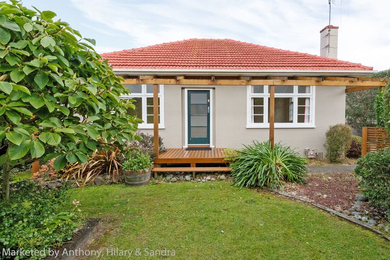 Photo of property in 80 Manawatu Street, Hokowhitu, Palmerston North, 4410