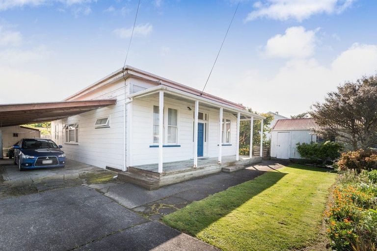 Photo of property in 7 Lambert Street, Marton, 4710